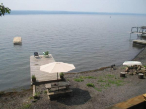 Lakeside Home w/Sunset View, 6 Kayaks &Peddleboat